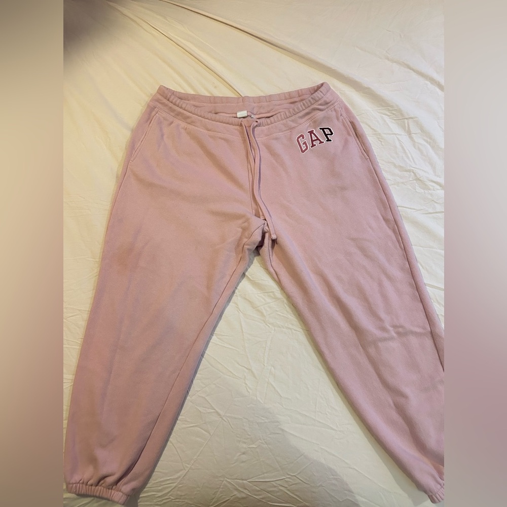 GAP light pink sweats